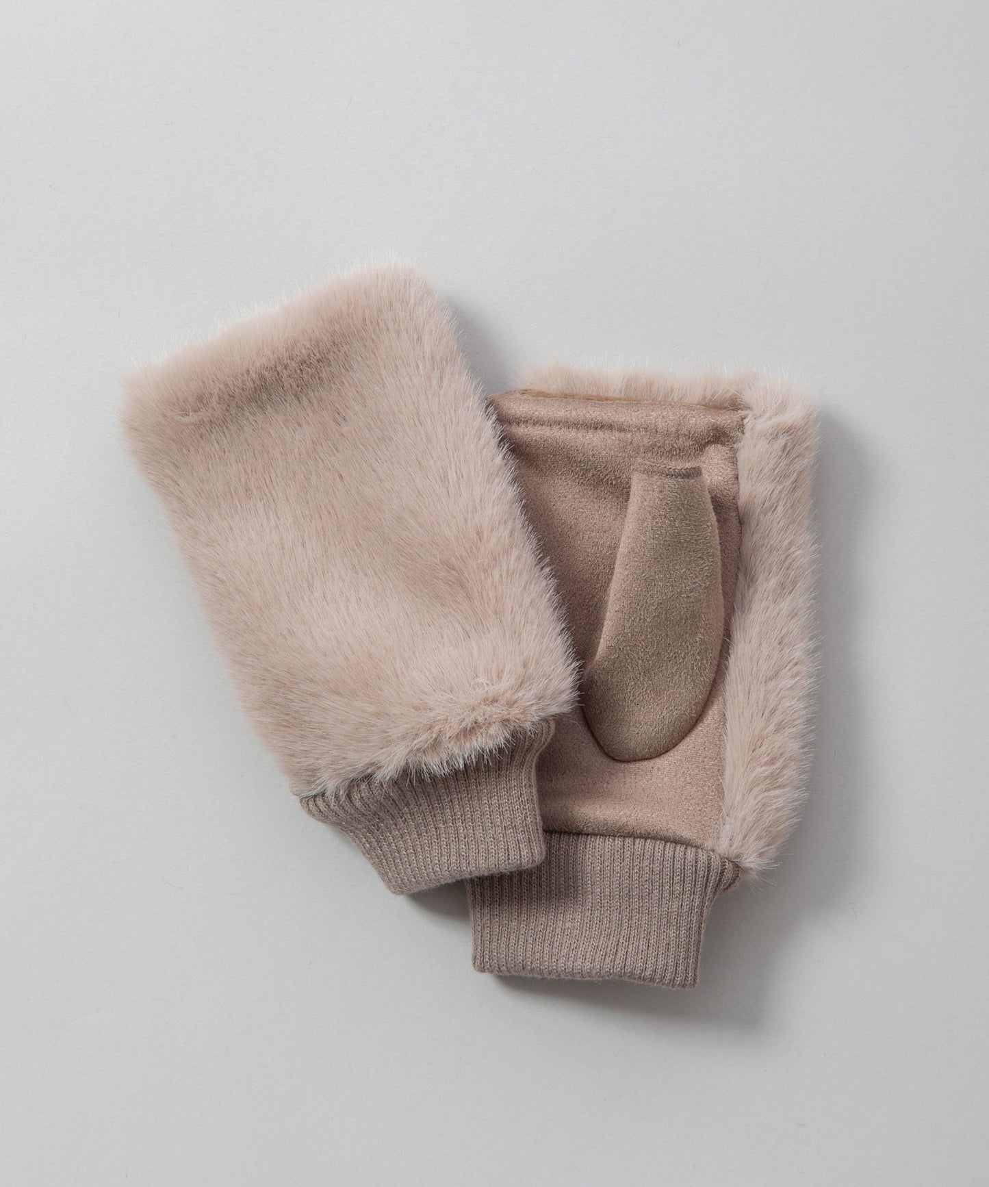 フェイクファーハンドウォーマー