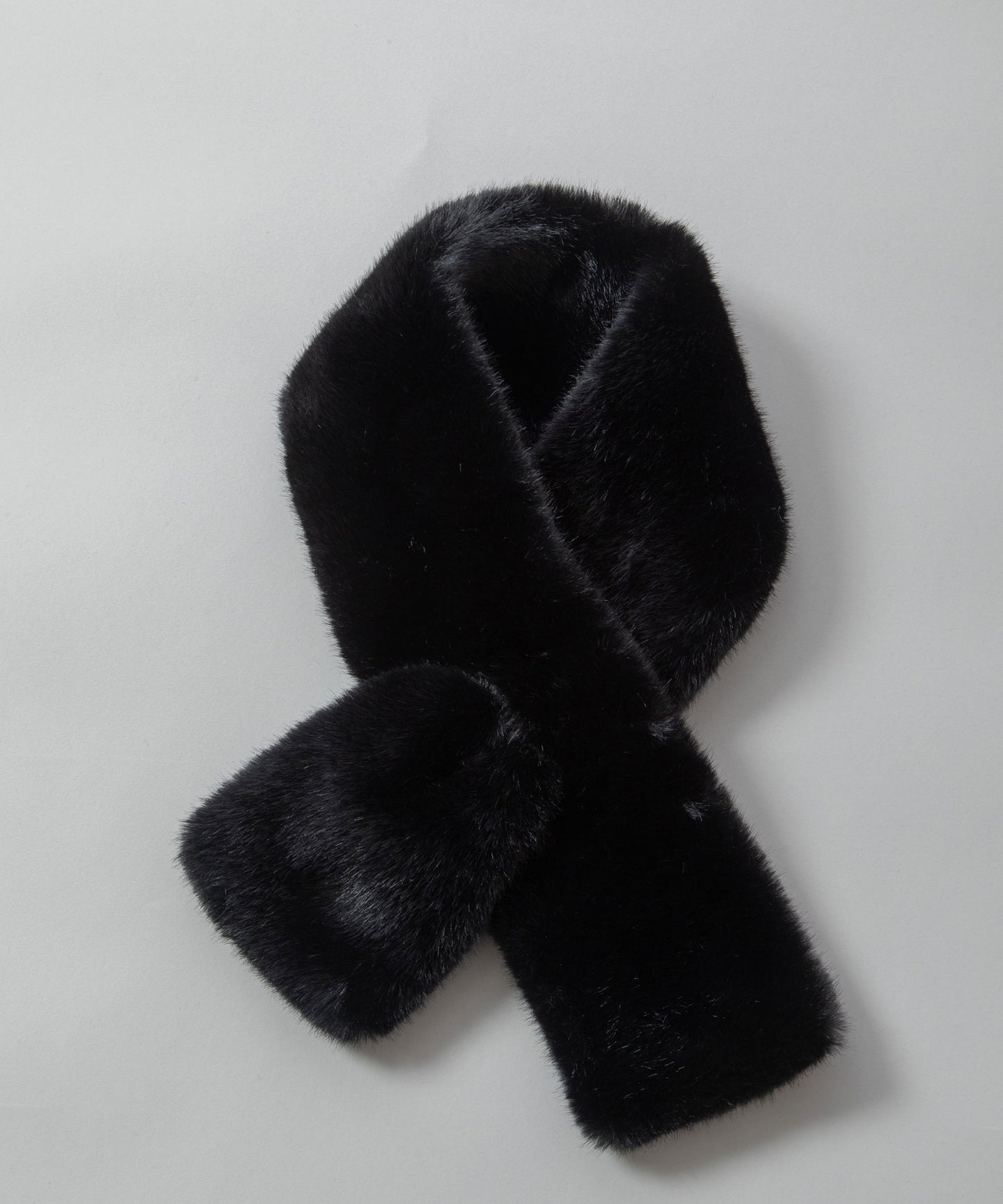 フェイクファーショートマフラー