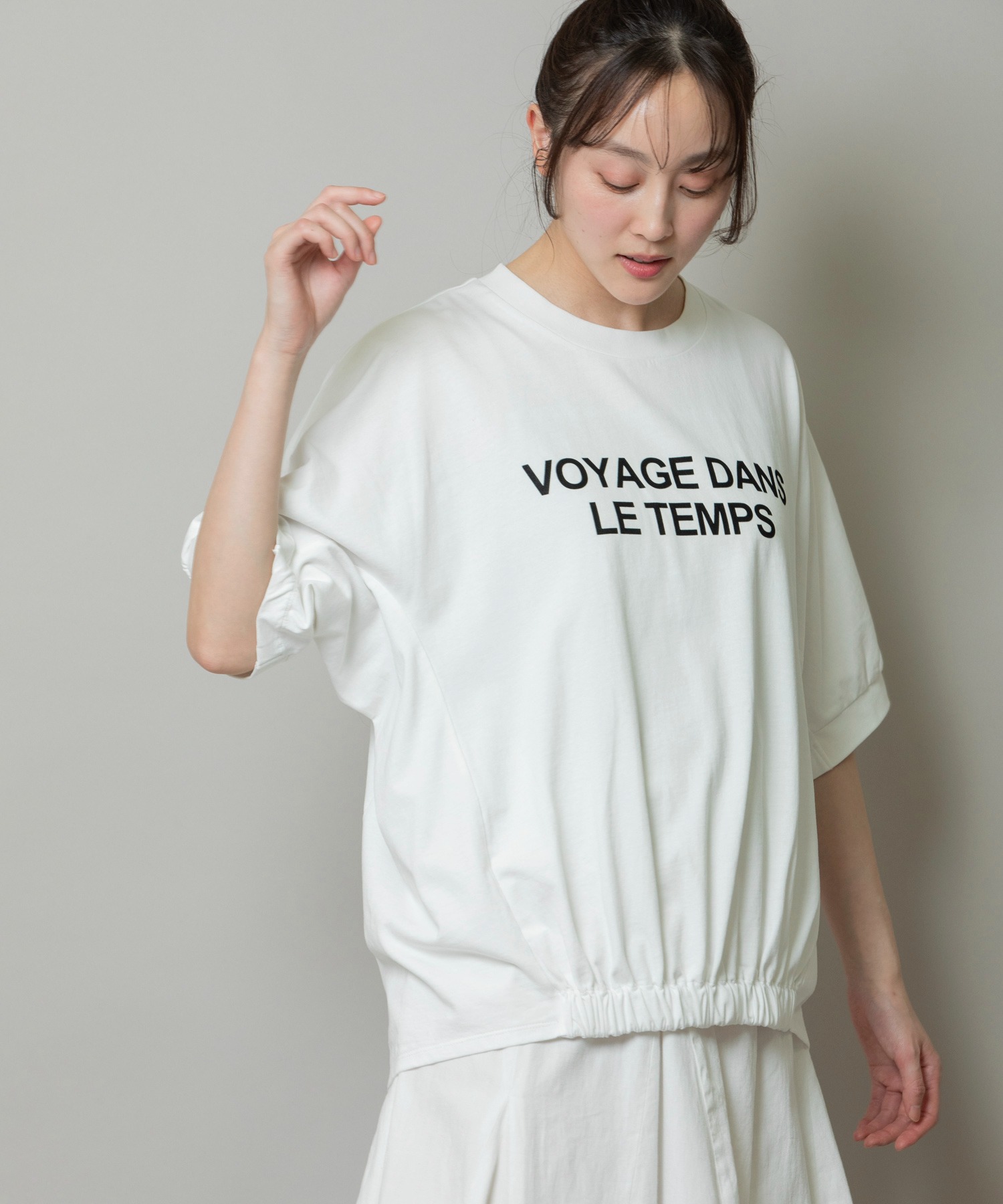 ロゴTシャツ